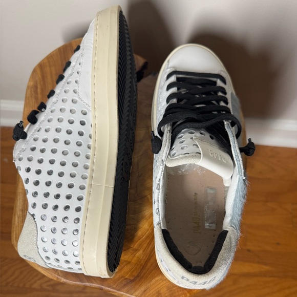 Like New Women’s P448 JohnBS Skuba low top sneakers Sz. 40 (US 9.5/10) - Picture 9 of 12